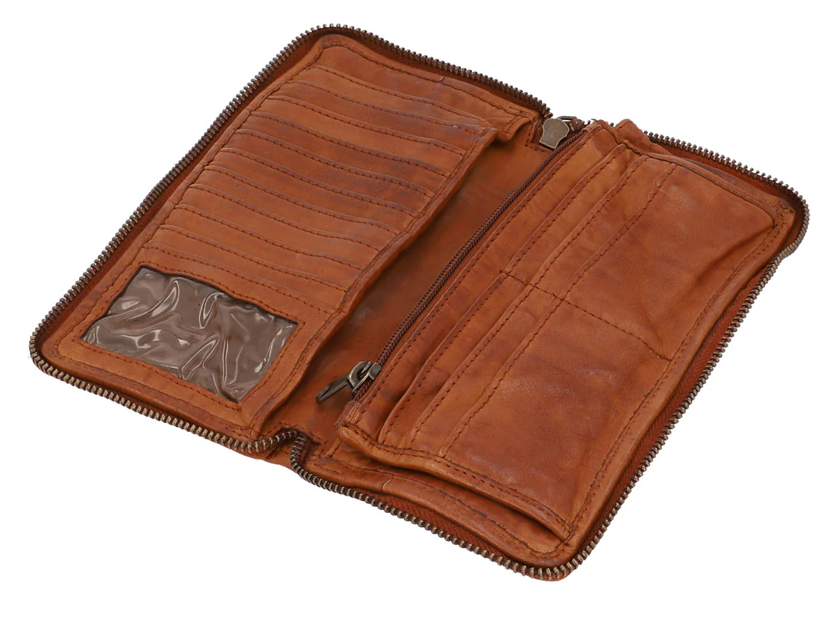 Reeva - Image 5
