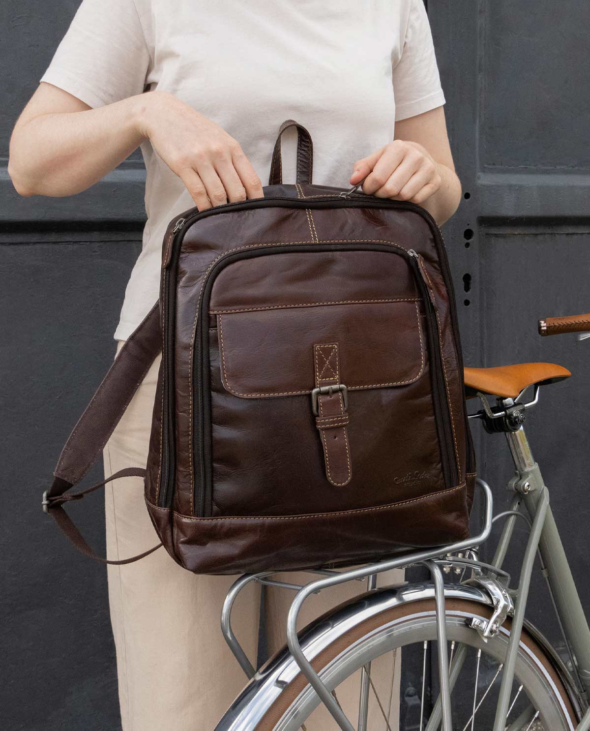 Outlet Rucksack - Image 4