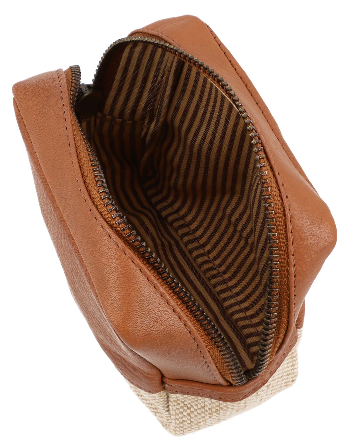 Clara - Image 6